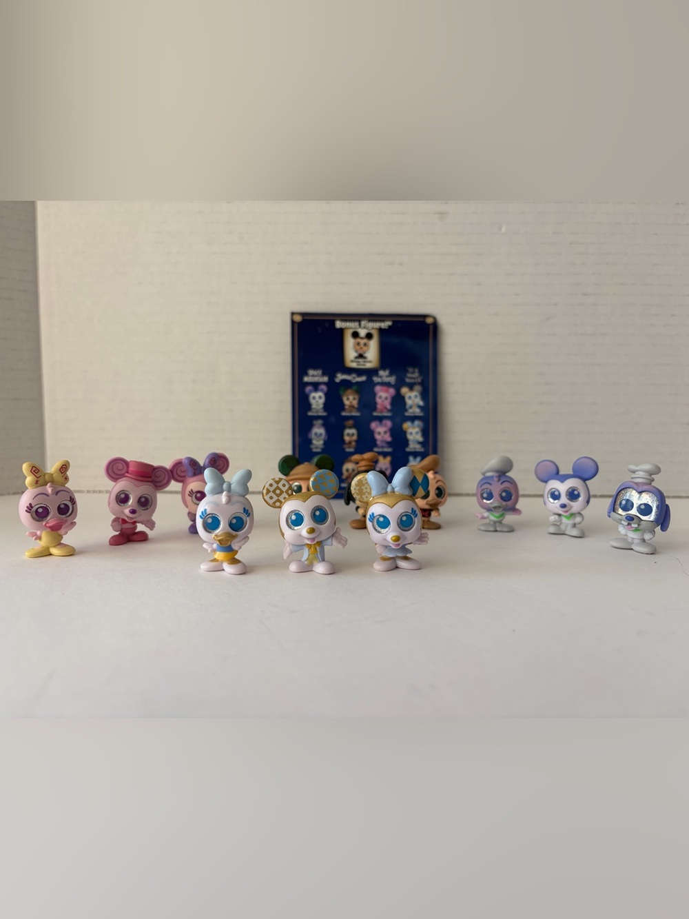 Disney Doorables 50th Anniversary collection No bonus figure